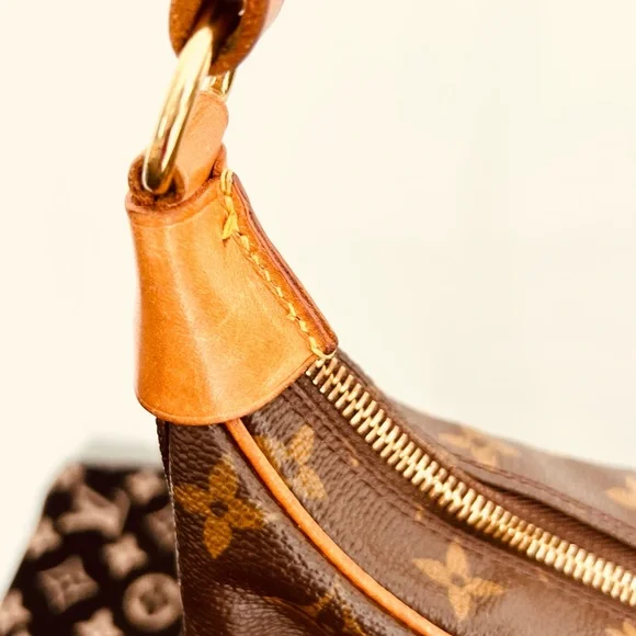 Authentic Louis Vuitton Monogram Bolougne 30 - Picture 6 of 16